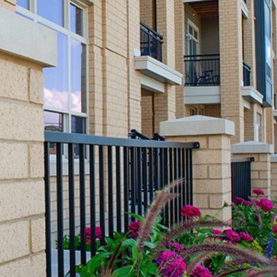 untralox aluminum fencing